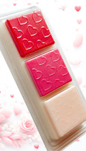 Load image into Gallery viewer, Date Night Scented Wax Melts - Heart Snapbar
